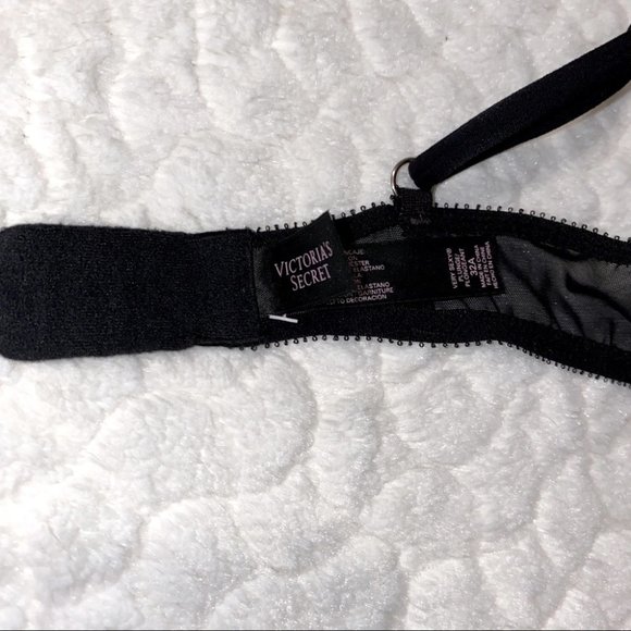 32B VS Miraculous Bombshell Bra Seduction - Picture 8 of 11